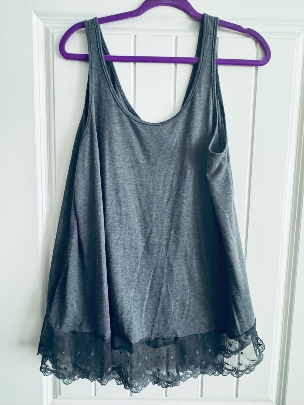Scoop-Neck Gray Tank with Lace Hem